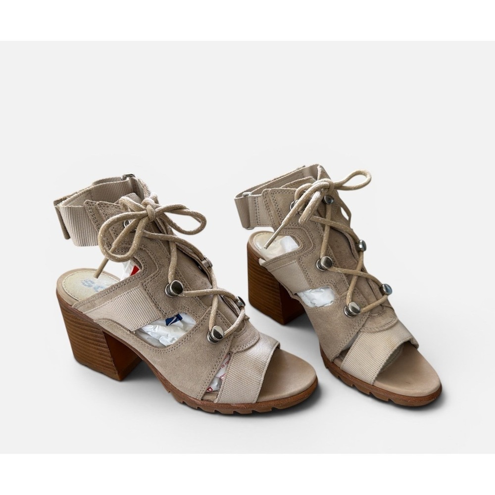Sorel Womens Nadia Lace up Sandal 8  Suede Beige Chunky Block Heel Minimalist